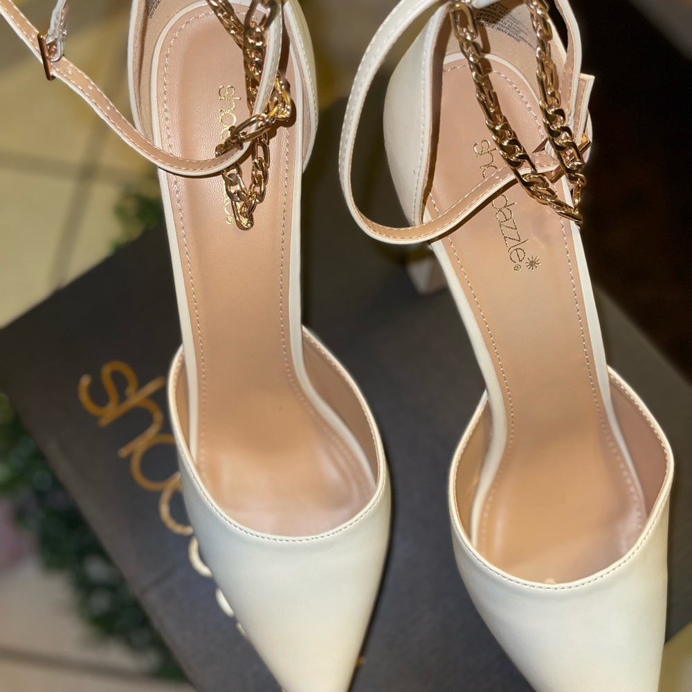 ShoeDazzle White Heels with Gold Chain